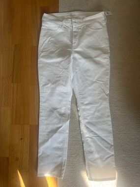 Women’s White Stretch Jeans